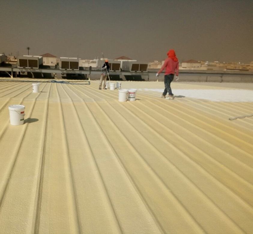 عوازل مائية في الدمام والشرقية: حماية فعّالة ضد تسربات المياه