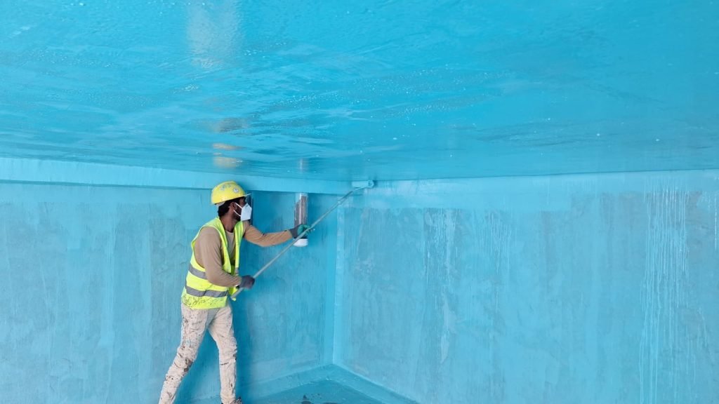 عزل خزانات المياه في الدمام لحمايتها من الرطوبة والعوامل البيئية